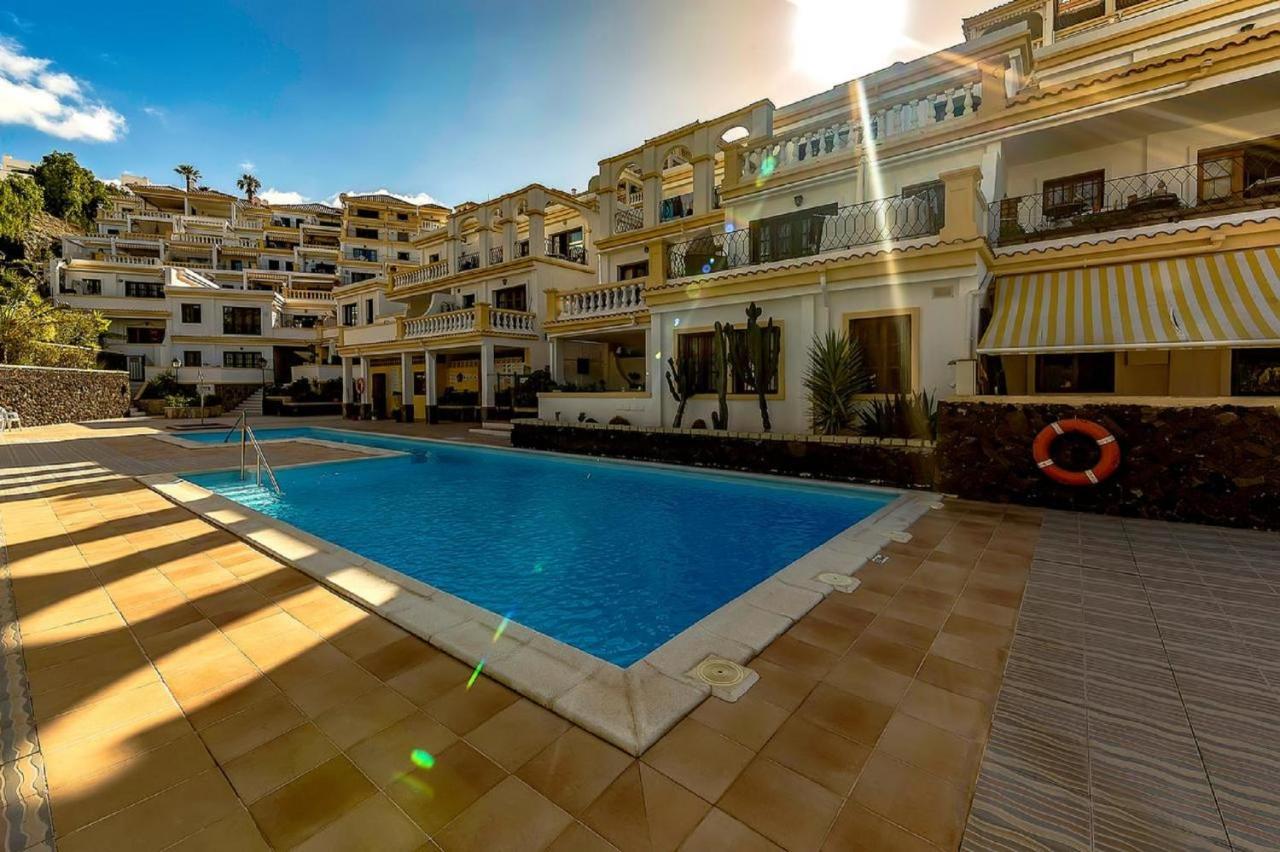 B16 Windsor Park, Exclusive Sea View, Heated Pool Leilighet Costa Adeje  Eksteriør bilde